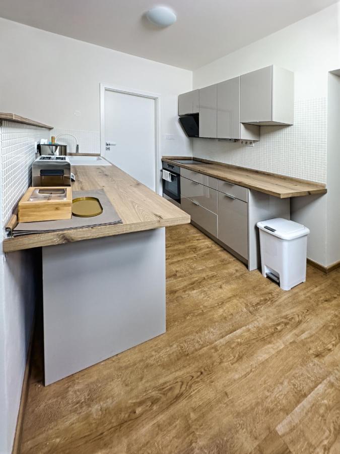 Gallery Apartments Liberec Exterior foto